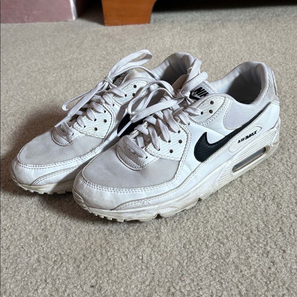 Nike 90 Air Max White shoes